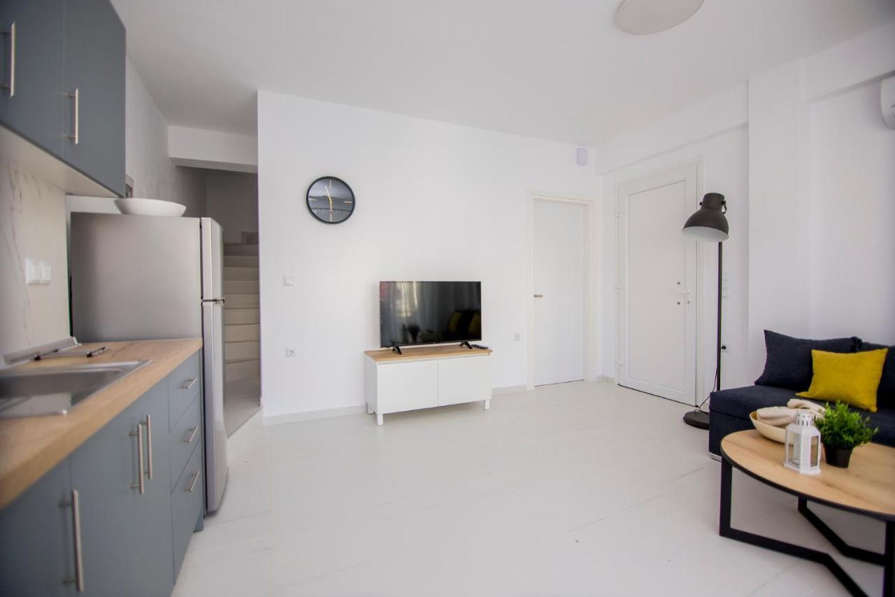 Dionysos Residential Complex Apartment Ofrinion Exterior photo