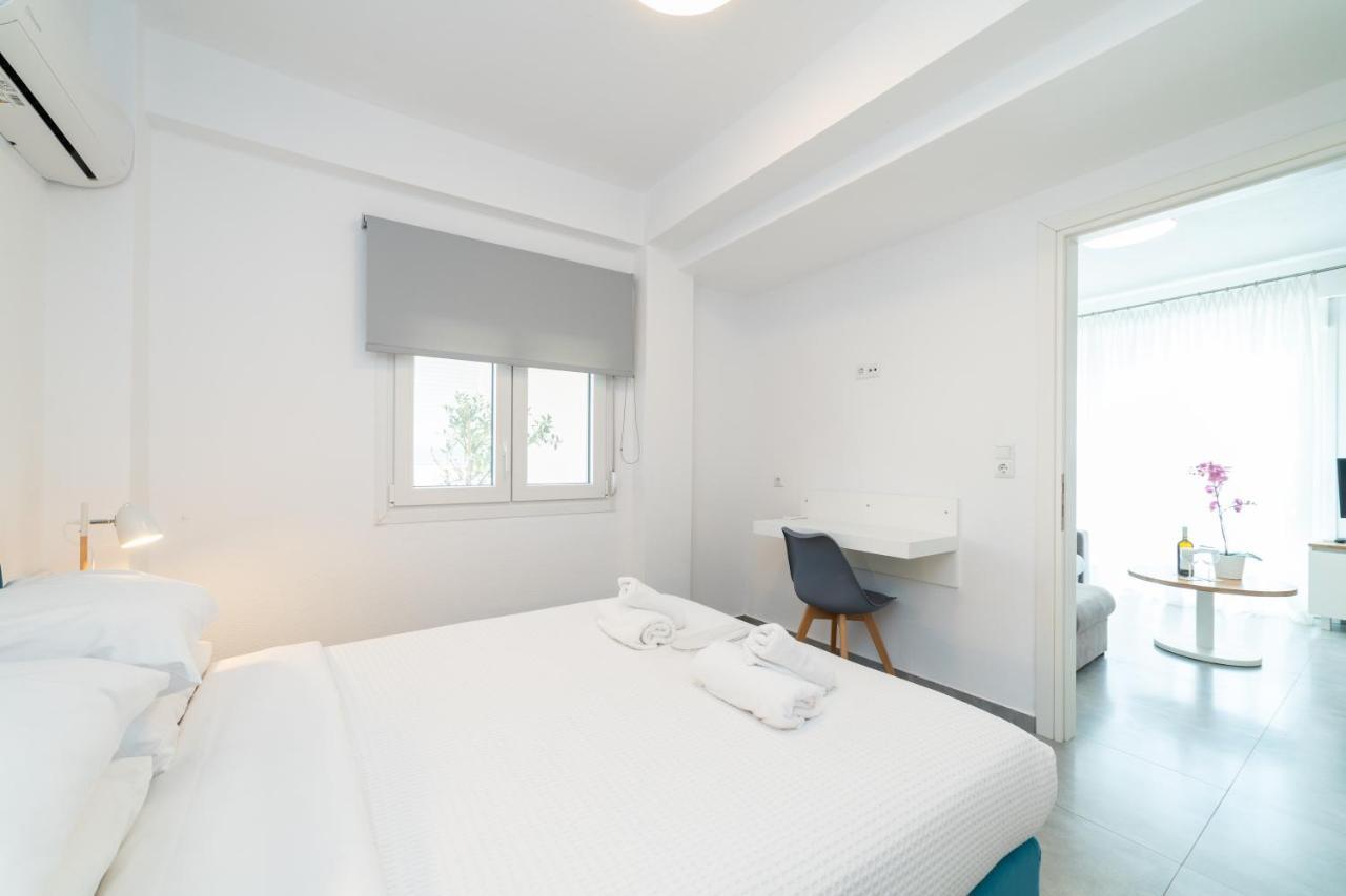 Dionysos Residential Complex Apartment Ofrinion Exterior photo